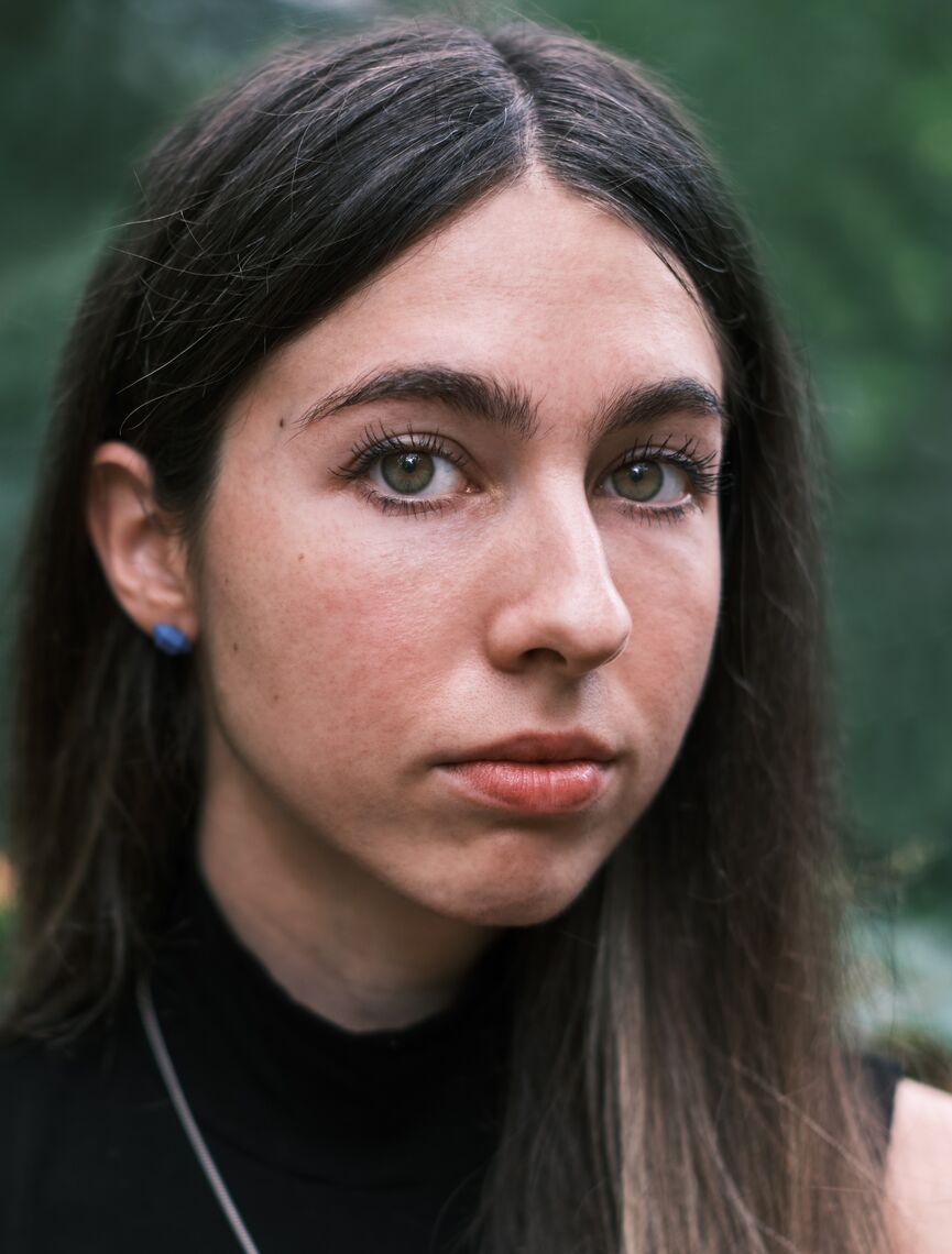 standard headshot author photo dwfigueroa 2024